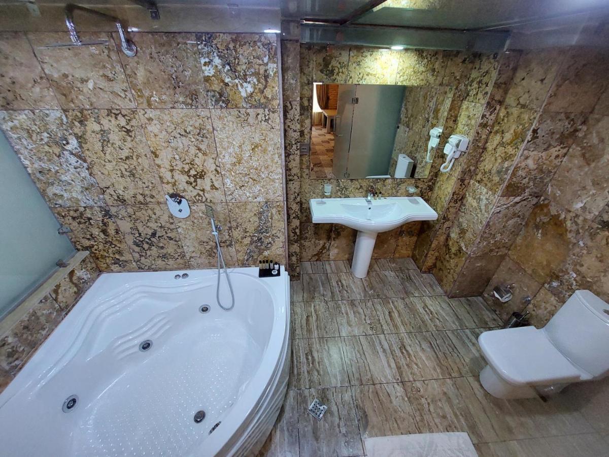 Hotel Karvansaray Sah Abbas Gandża Zewnętrze zdjęcie